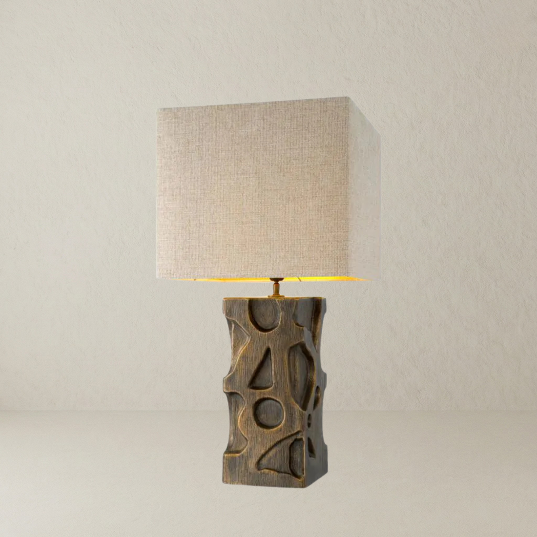 Luvian Table Lamp